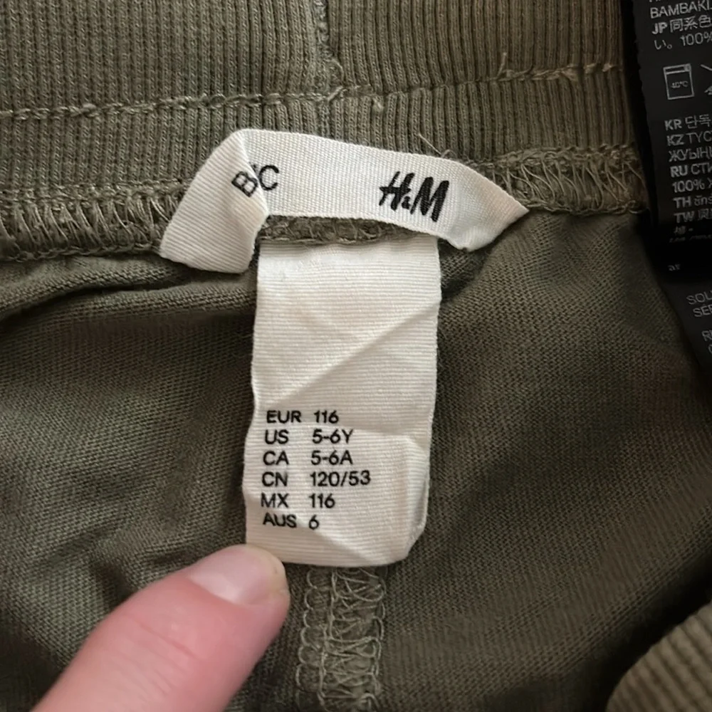 H&M basic pant - Picture 2 of 3